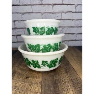 Vintage Hazel Atlas Green Ivy Mixing Nesting Bowls Set of 3 - 5in, 6in, 7in